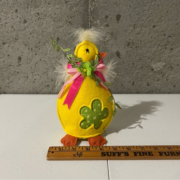 Easter Decor - Picture 5 of 9